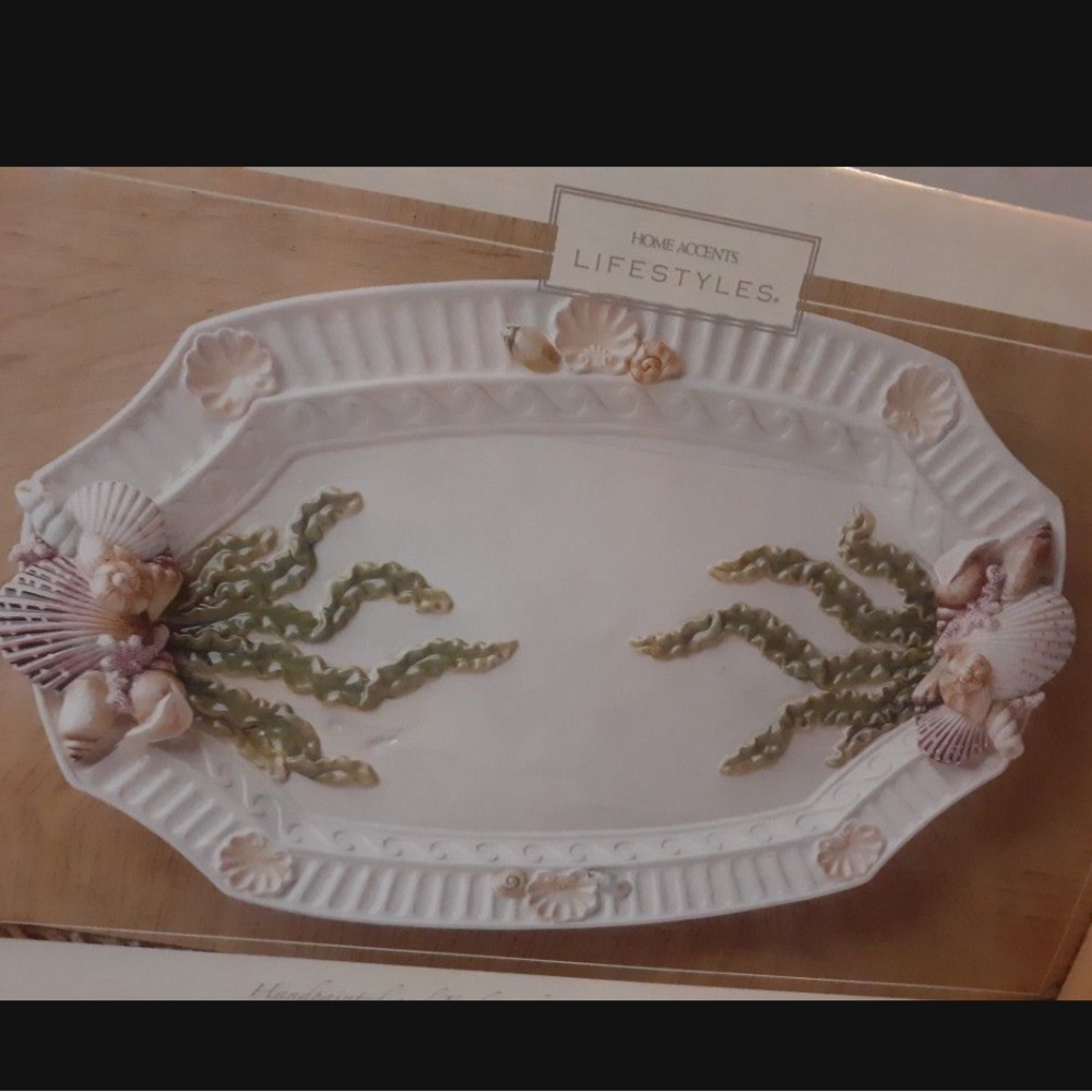 Beautiful Sea Shell Platter